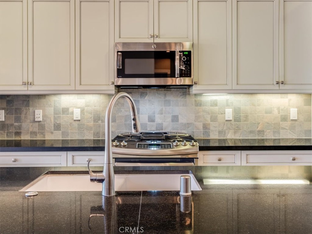 3204 Violet Property Photo 23