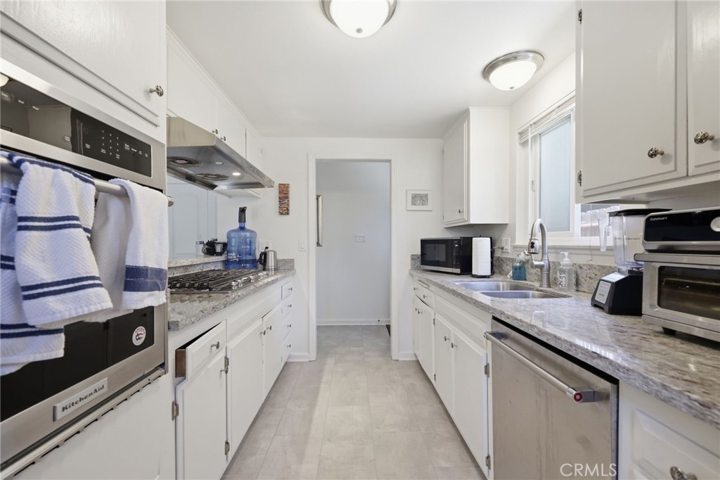 2558 Seahorse Avenue Property Photo 11