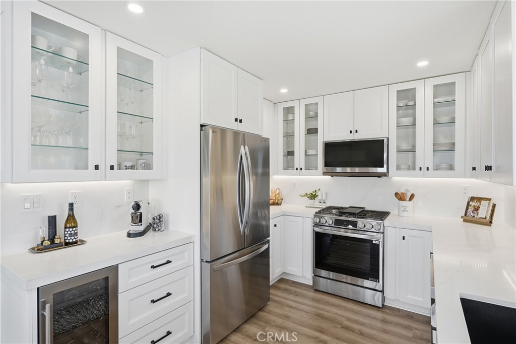 1899 Newport Avenue Property Photo 14