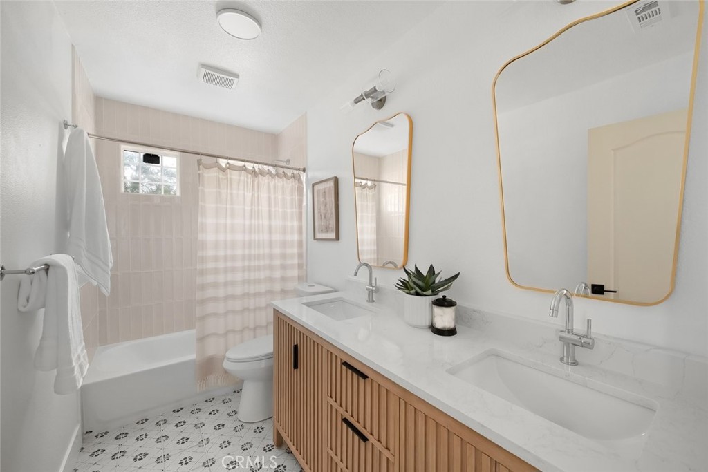 3371 Via Del Sueno Property Photo 38