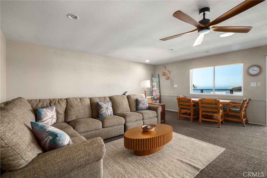 3585 Studio Property Photo 5