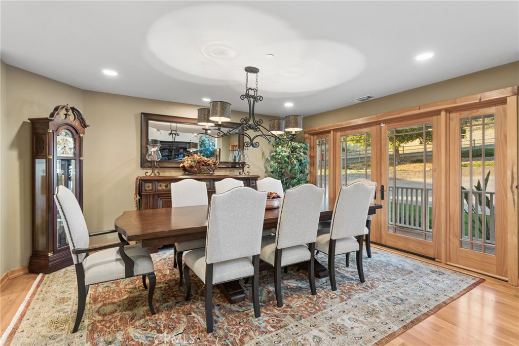 2490 Nightshade Property Photo 11