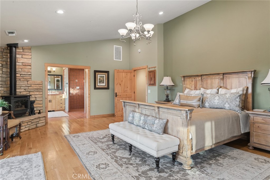 2490 Nightshade Property Photo 25