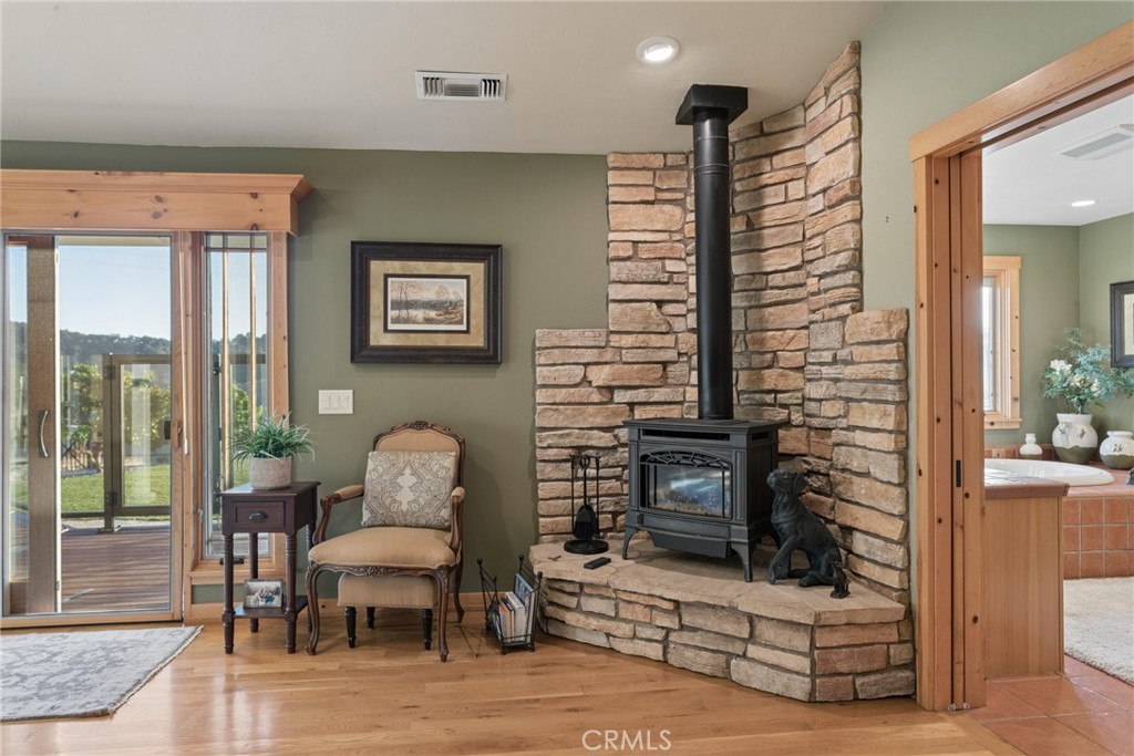 2490 Nightshade Property Photo 26