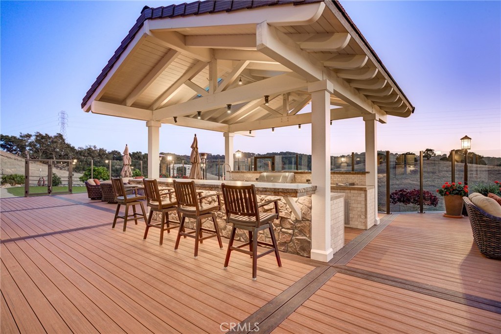 2490 Nightshade Property Photo 41