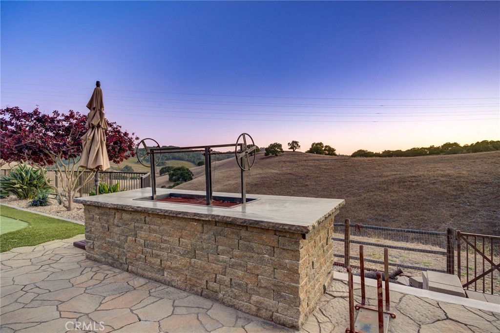 2490 Nightshade Property Photo 45
