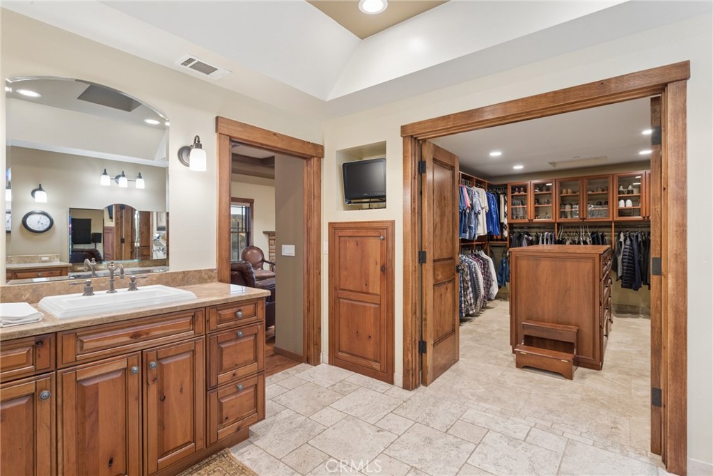 2490 Nightshade Property Photo 54