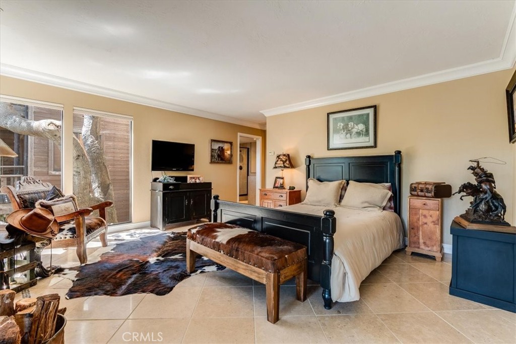 930 Suffolk Street Property Photo 27