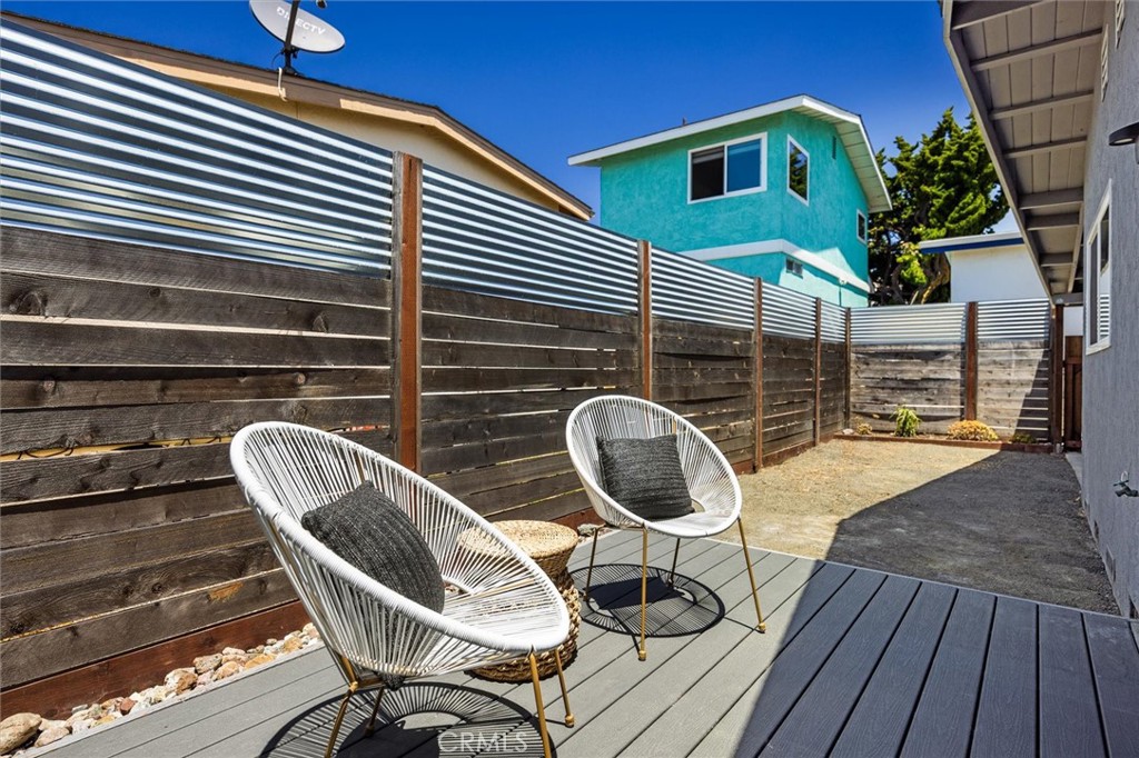 381 Rennell Property Photo 29
