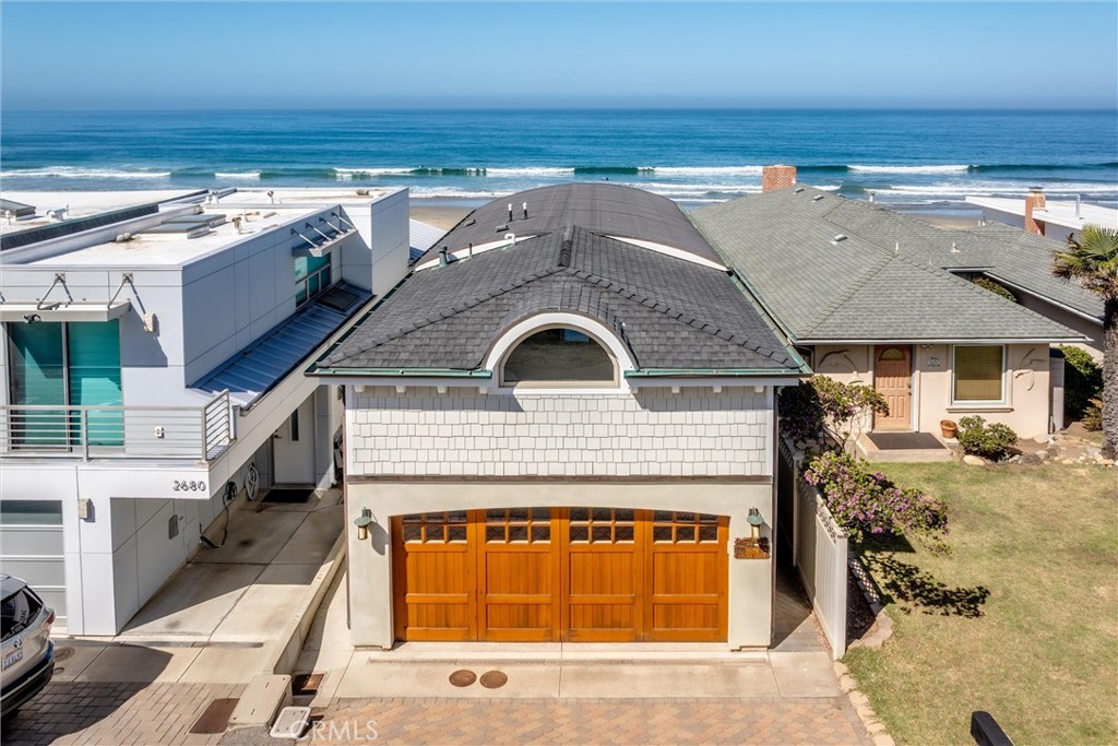 2678 Studio Property Photo 1