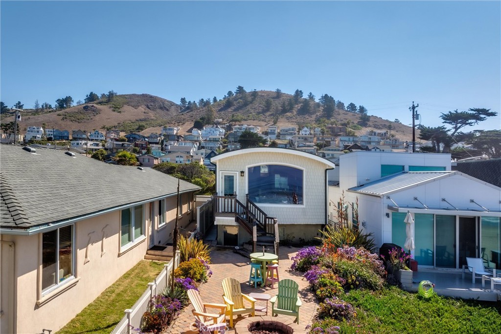 2678 Studio Property Photo 4