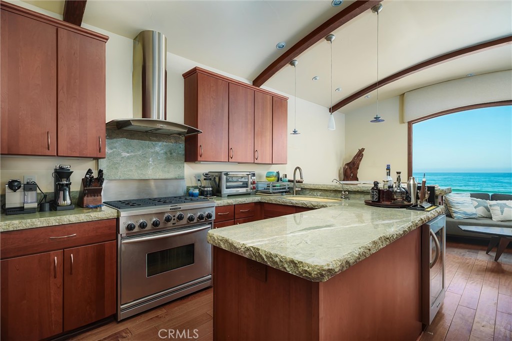 2678 Studio Property Photo 15