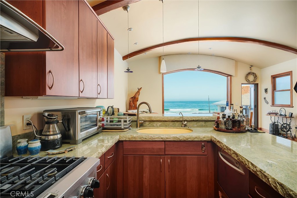 2678 Studio Property Photo 16