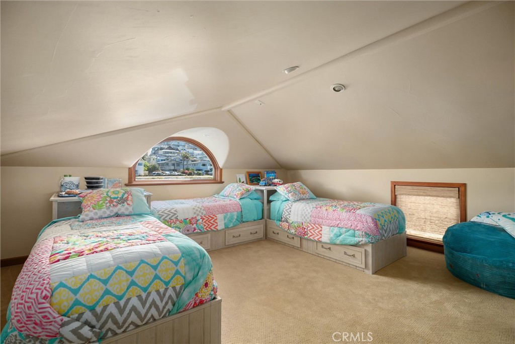 2678 Studio Property Photo 20