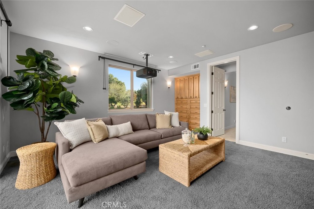 539 Palos Secos Property Photo 31