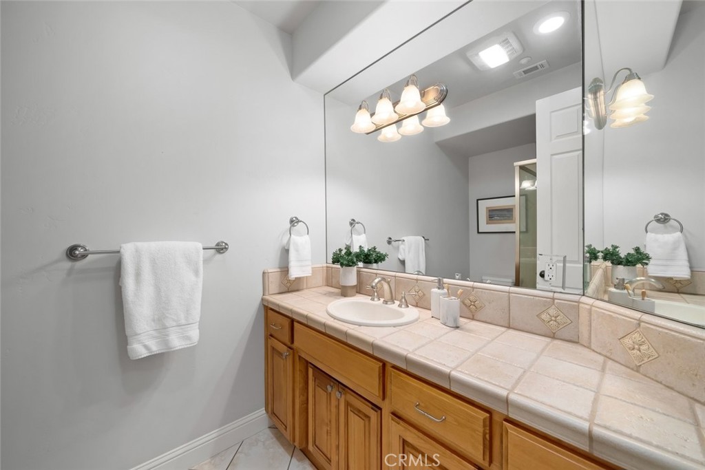 539 Palos Secos Property Photo 43
