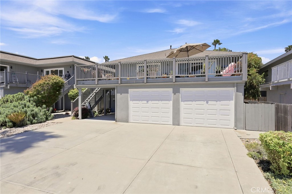 2558 Seahorse Avenue Property Photo 4