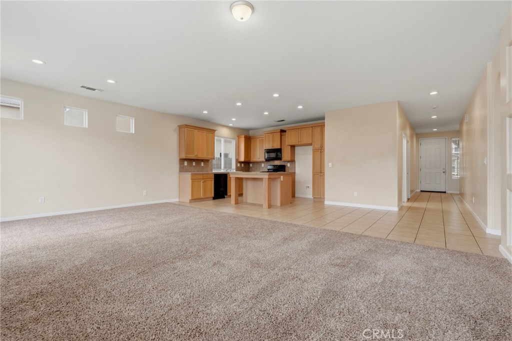 3042 W Delta Property Photo 12