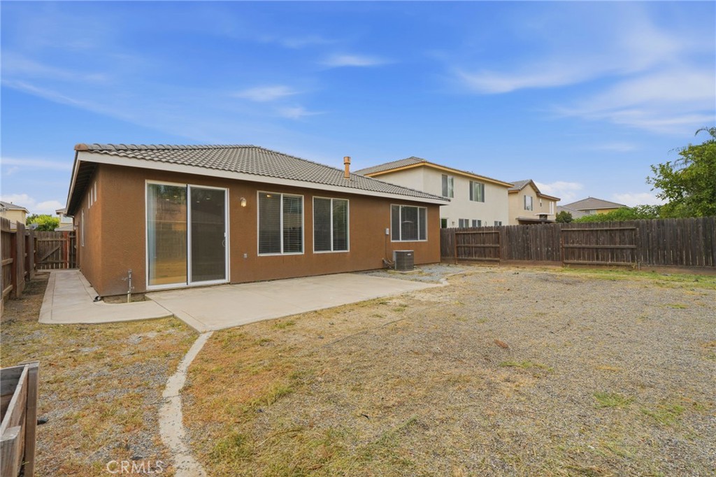 3042 W Delta Property Photo 29