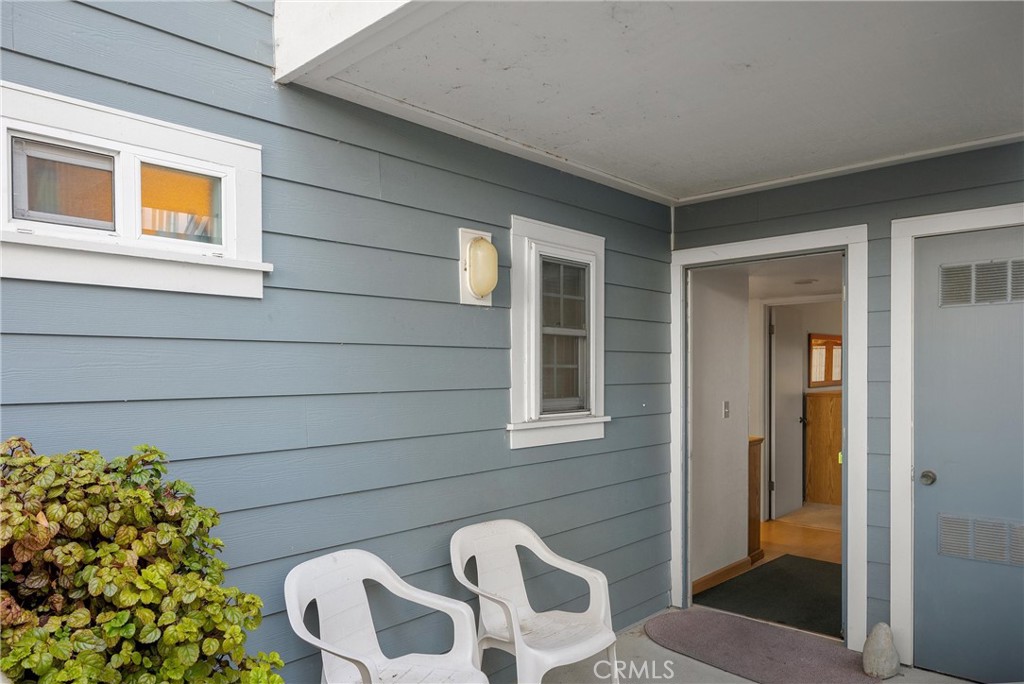 164 Cypress Avenue 15 Property Photo 3