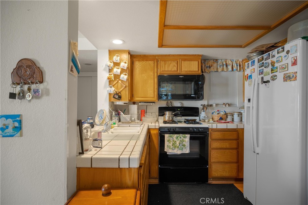 164 Cypress Avenue 15 Property Photo 8