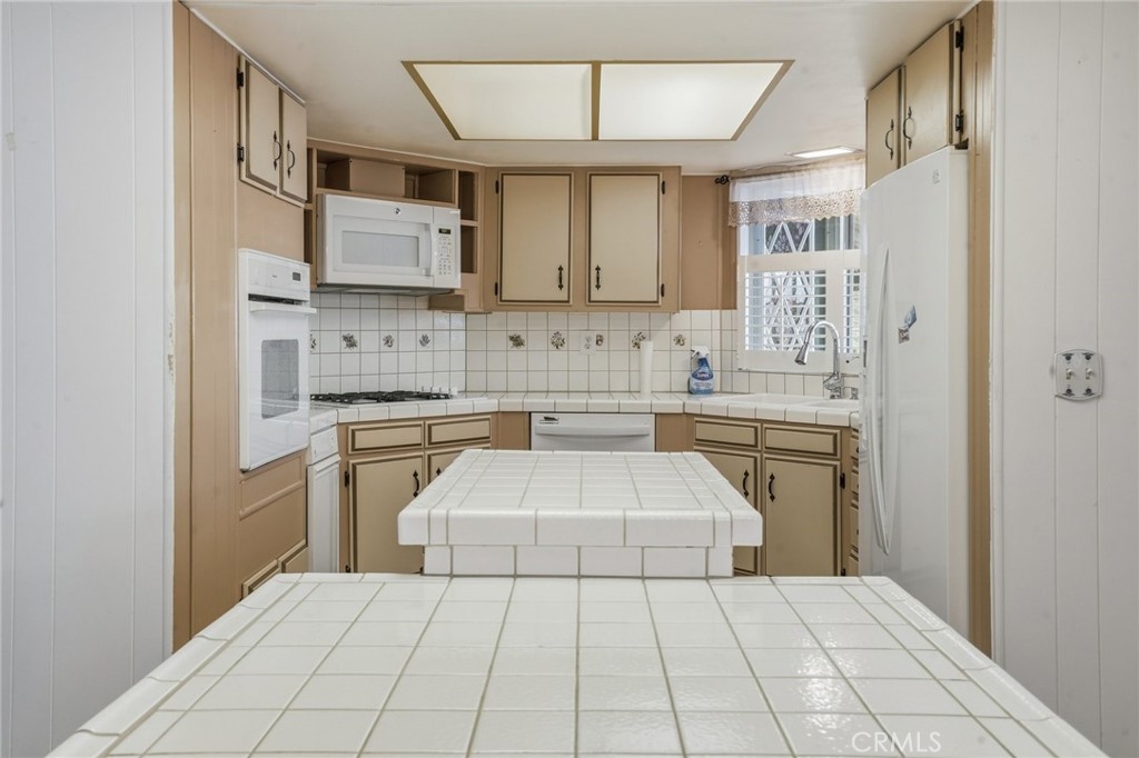 287 Sunrise Terrace Drive Property Photo 10
