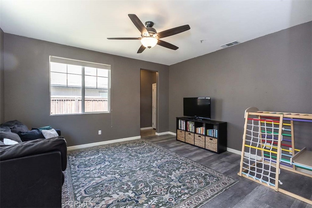 9155 Sheerin Court Property Photo 18