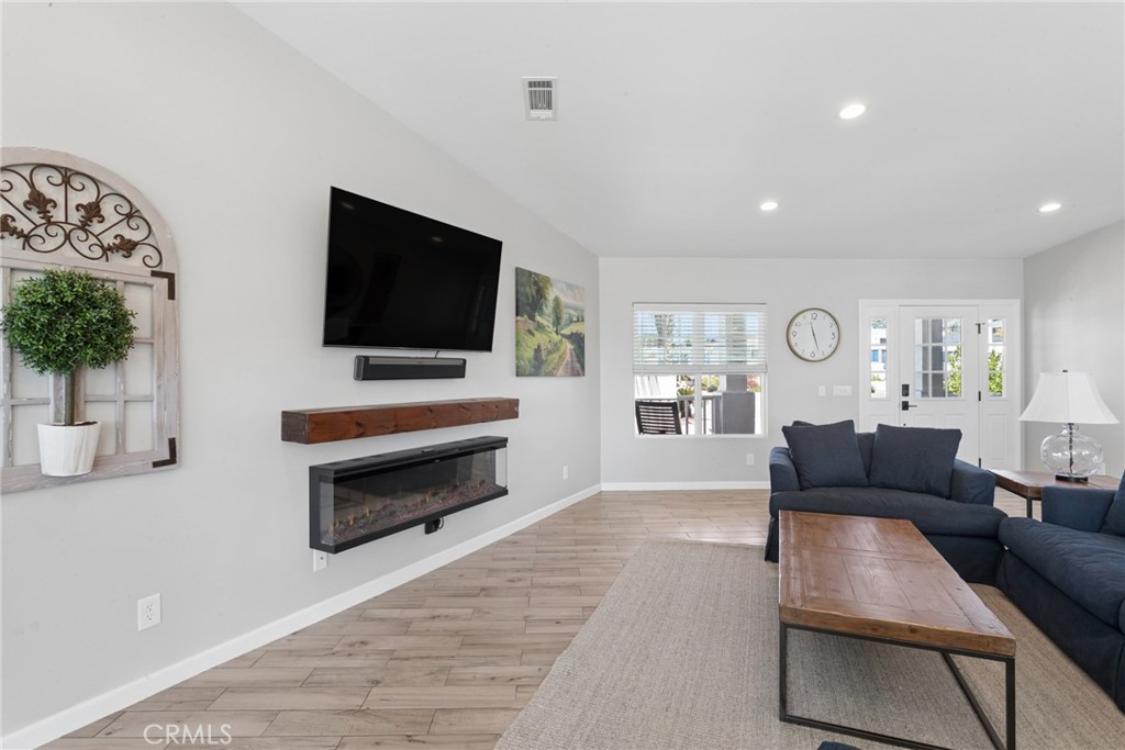 177 Naomi Avenue Property Photo 25