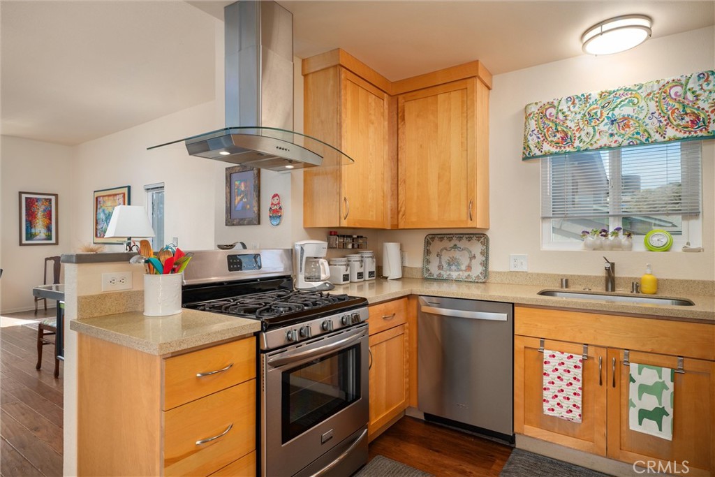 1416 16th Property Photo 7