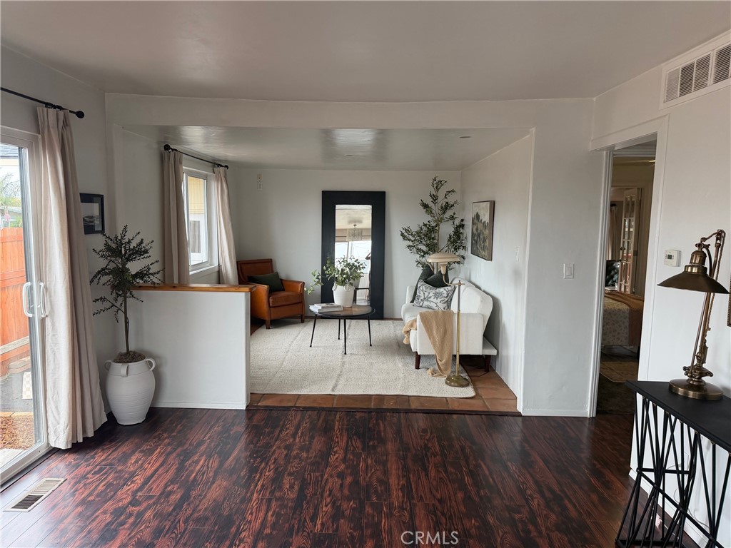 401 Tahiti Property Photo 9