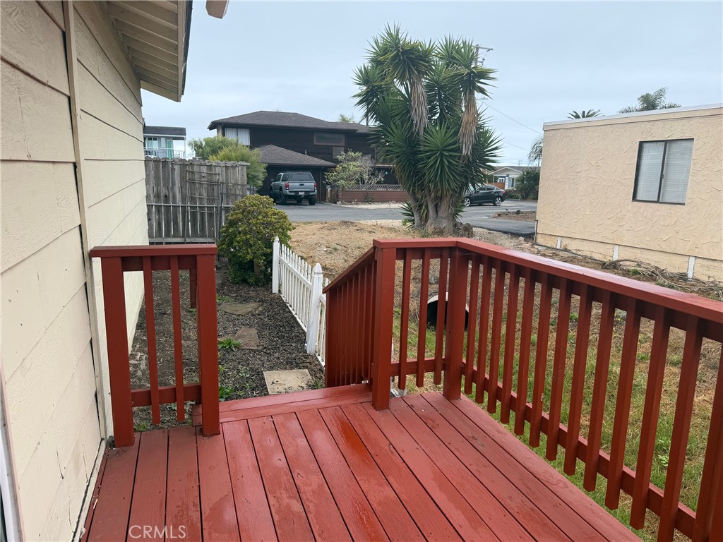 401 Tahiti Property Photo 30