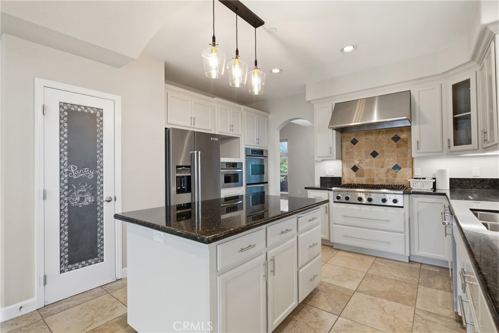 14215 Mary Austin Lane Property Photo 3