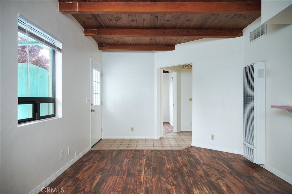 912 914 Pacific Street Property Photo 7