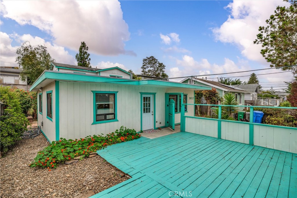 912 914 Pacific Street Property Photo 11