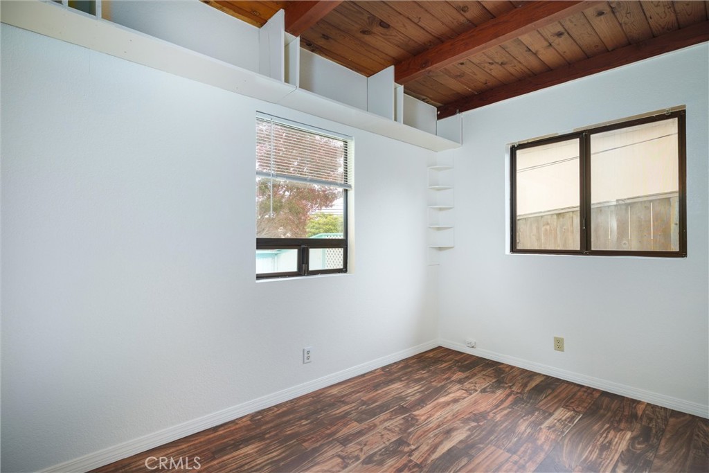 912 914 Pacific Street Property Photo 16