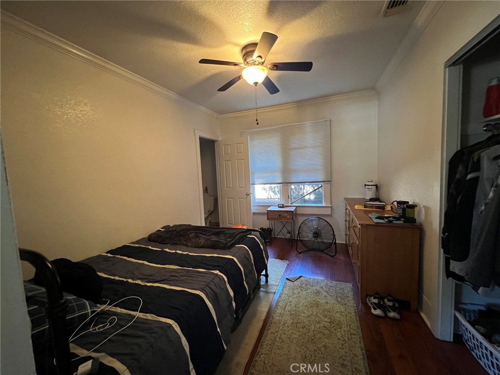 245 17th Property Photo 7