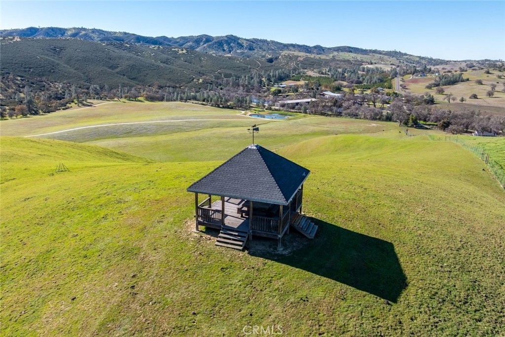 535 Calf Canyon Highway Property Photo 8