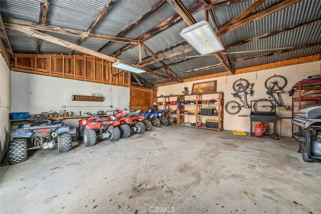 535 Calf Canyon Highway Property Photo 26