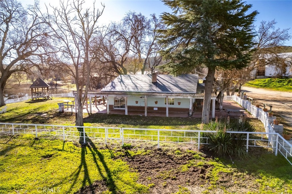 535 Calf Canyon Highway Property Photo 28