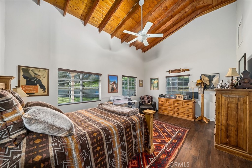 535 Calf Canyon Highway Property Photo 44