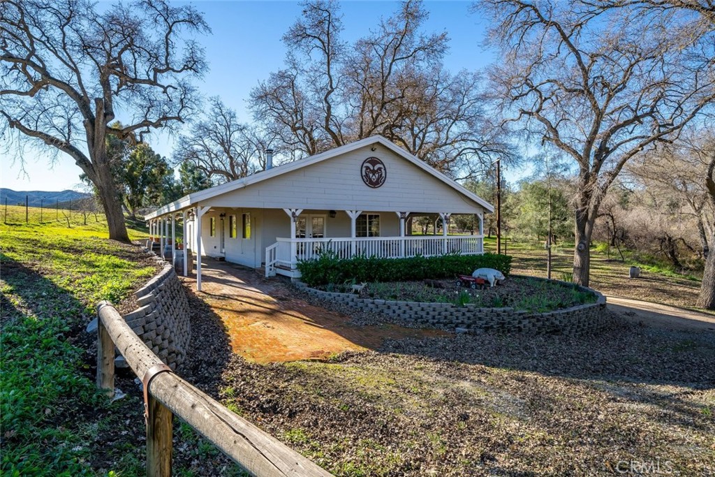 535 Calf Canyon Highway Property Photo 48