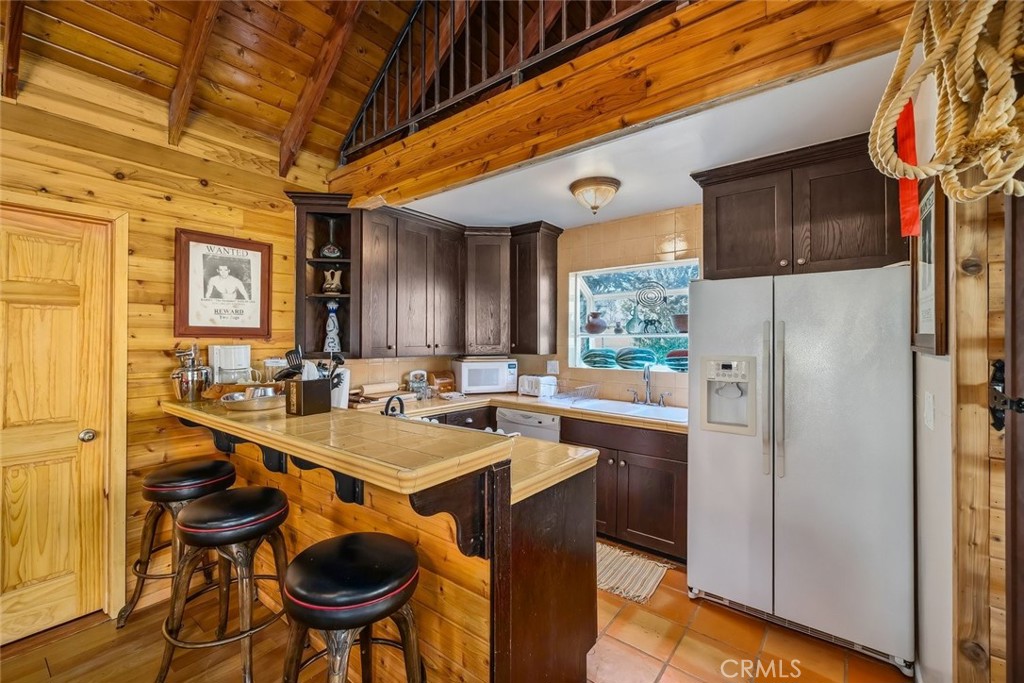 535 Calf Canyon Highway Property Photo 57