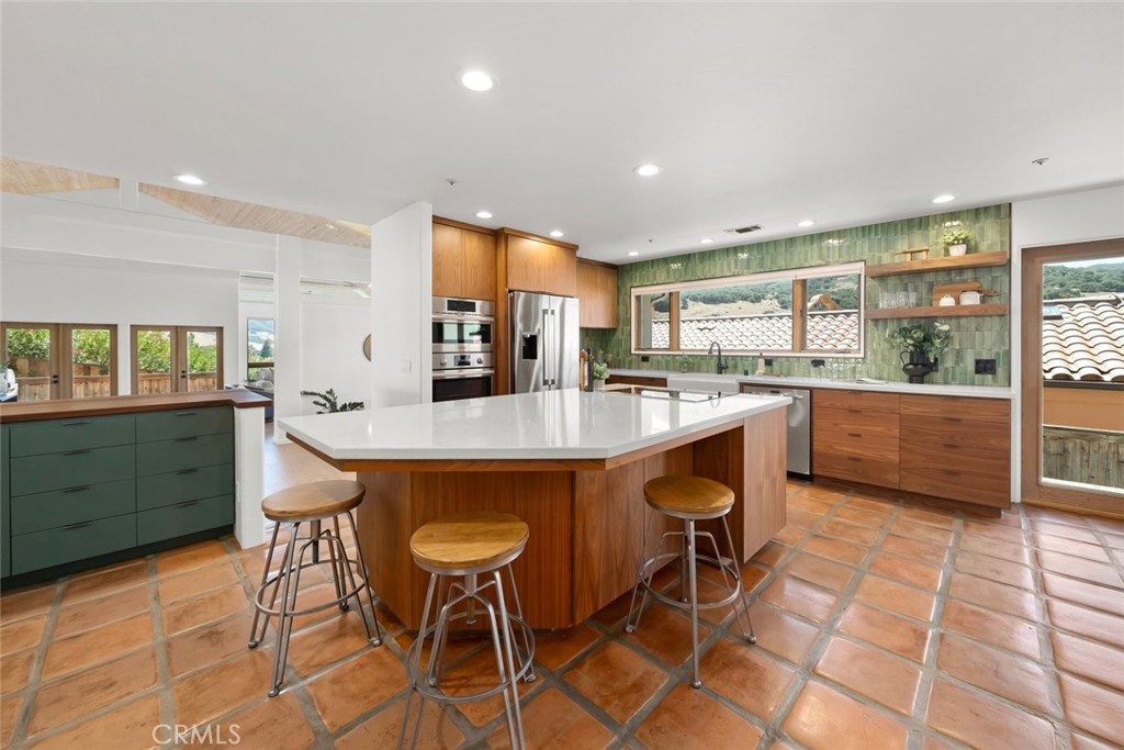 333 Twin Ridge Property Photo 4