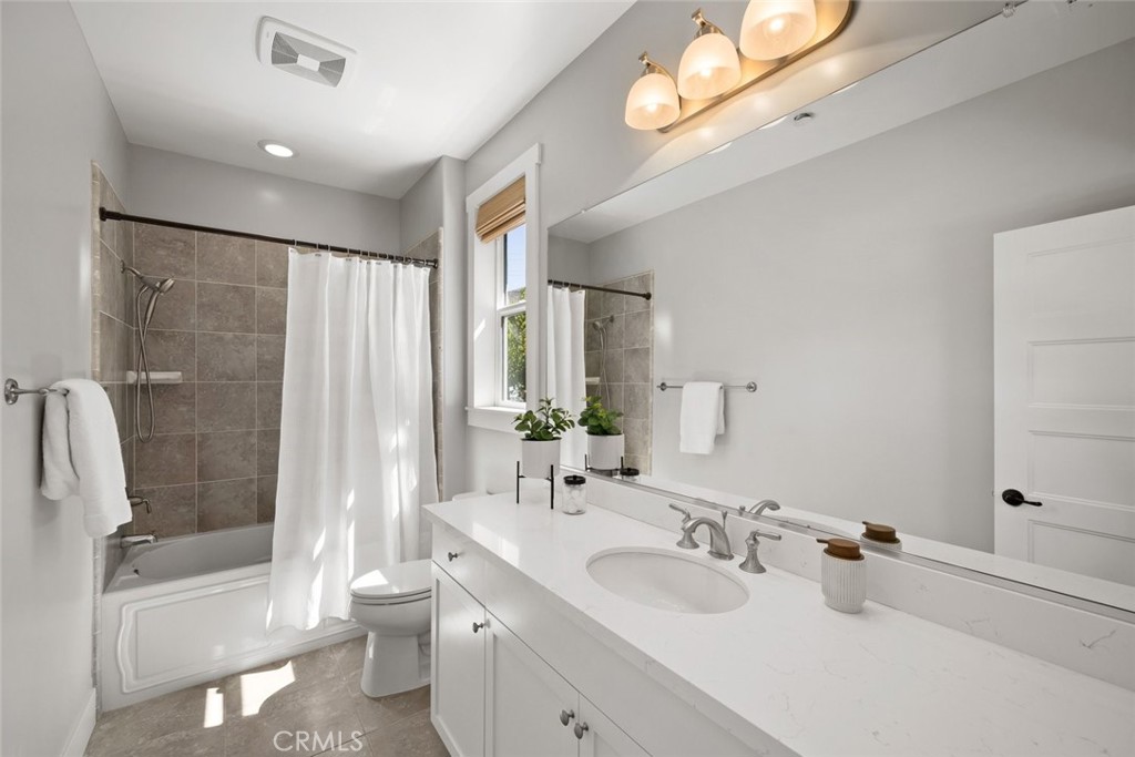 381 Sage Property Photo 25