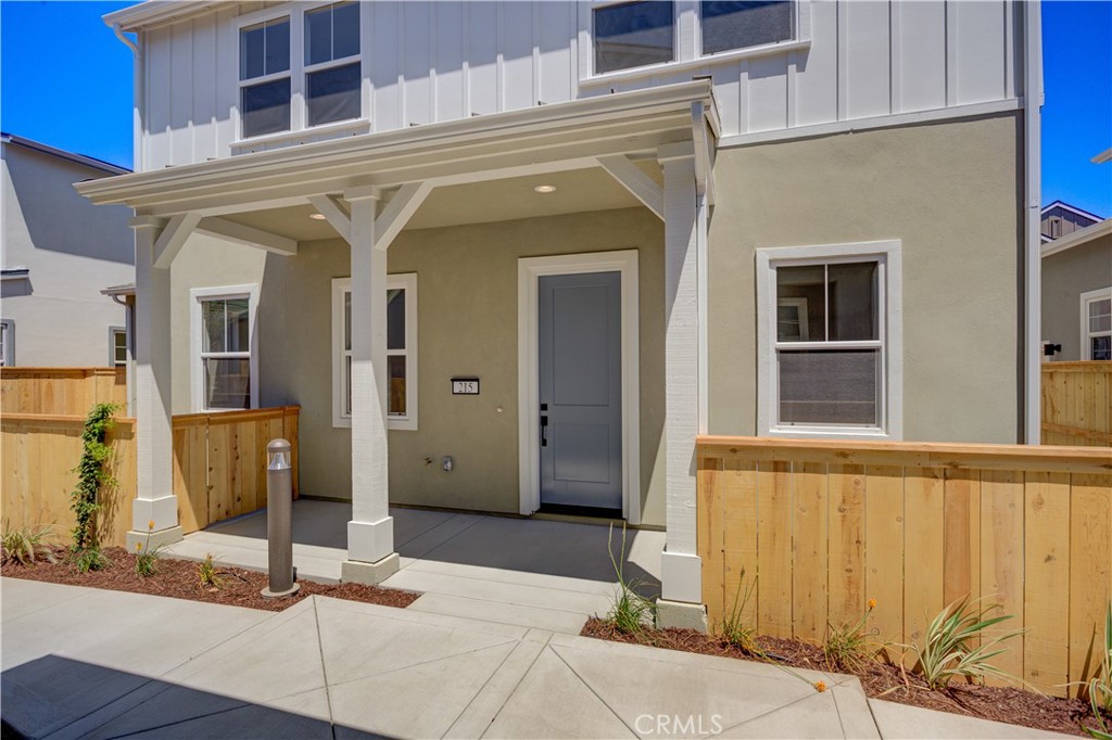 215 Kitty Hawk Court Property Photo 2
