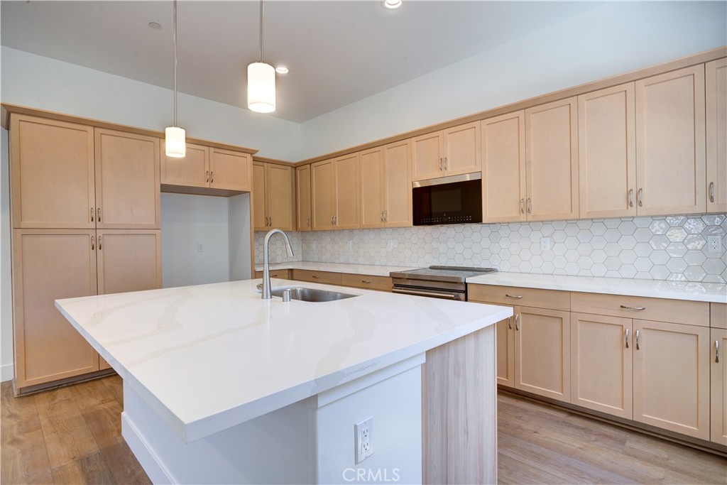 215 Kitty Hawk Court Property Photo 15