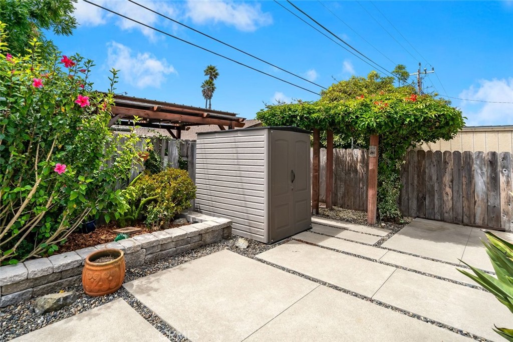 2217 Glenn Property Photo 22