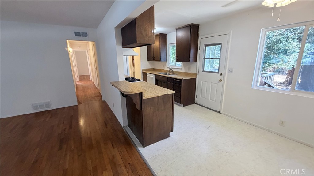 7400 Sombrilla Property Photo 8