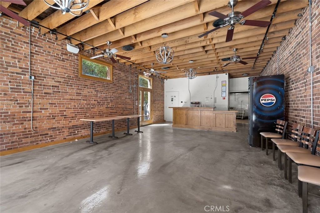 1131 Broad Property Photo 5