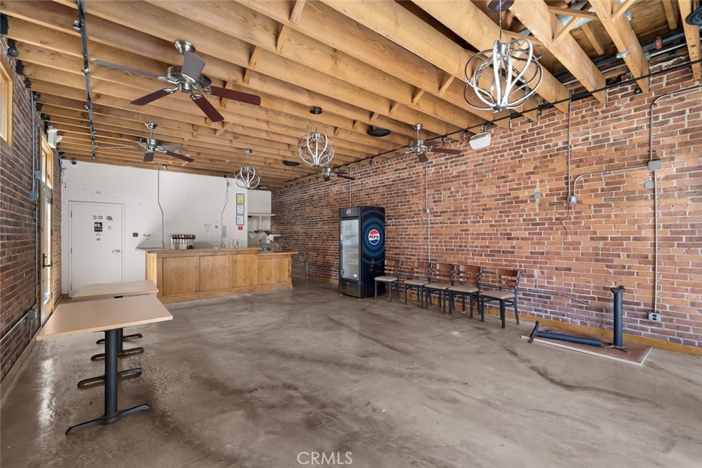 1131 Broad Property Photo 6